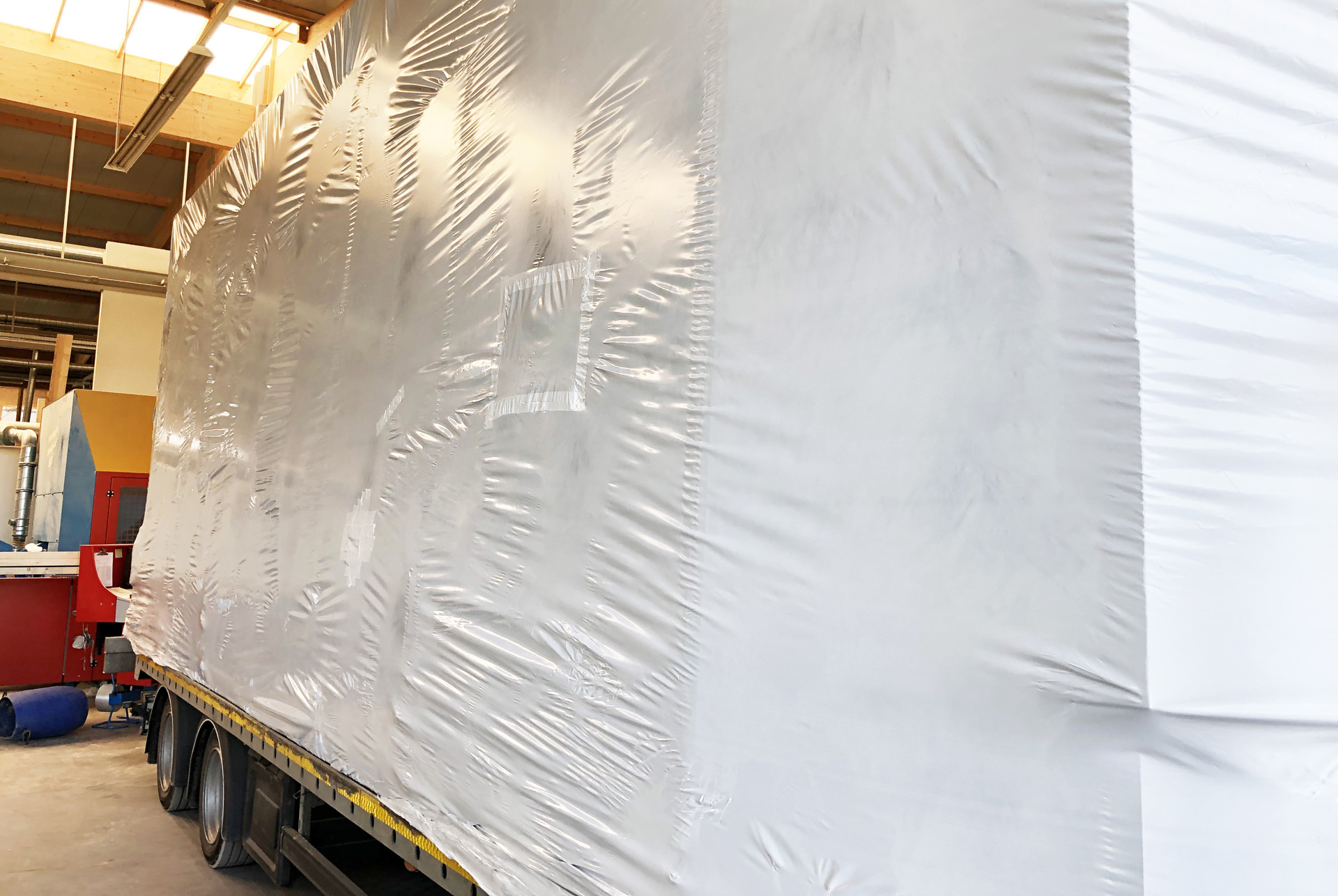 IMG_2332-schrumpfklebeband-anwendung-polytec-vreden Anwendung Schrumpffolie