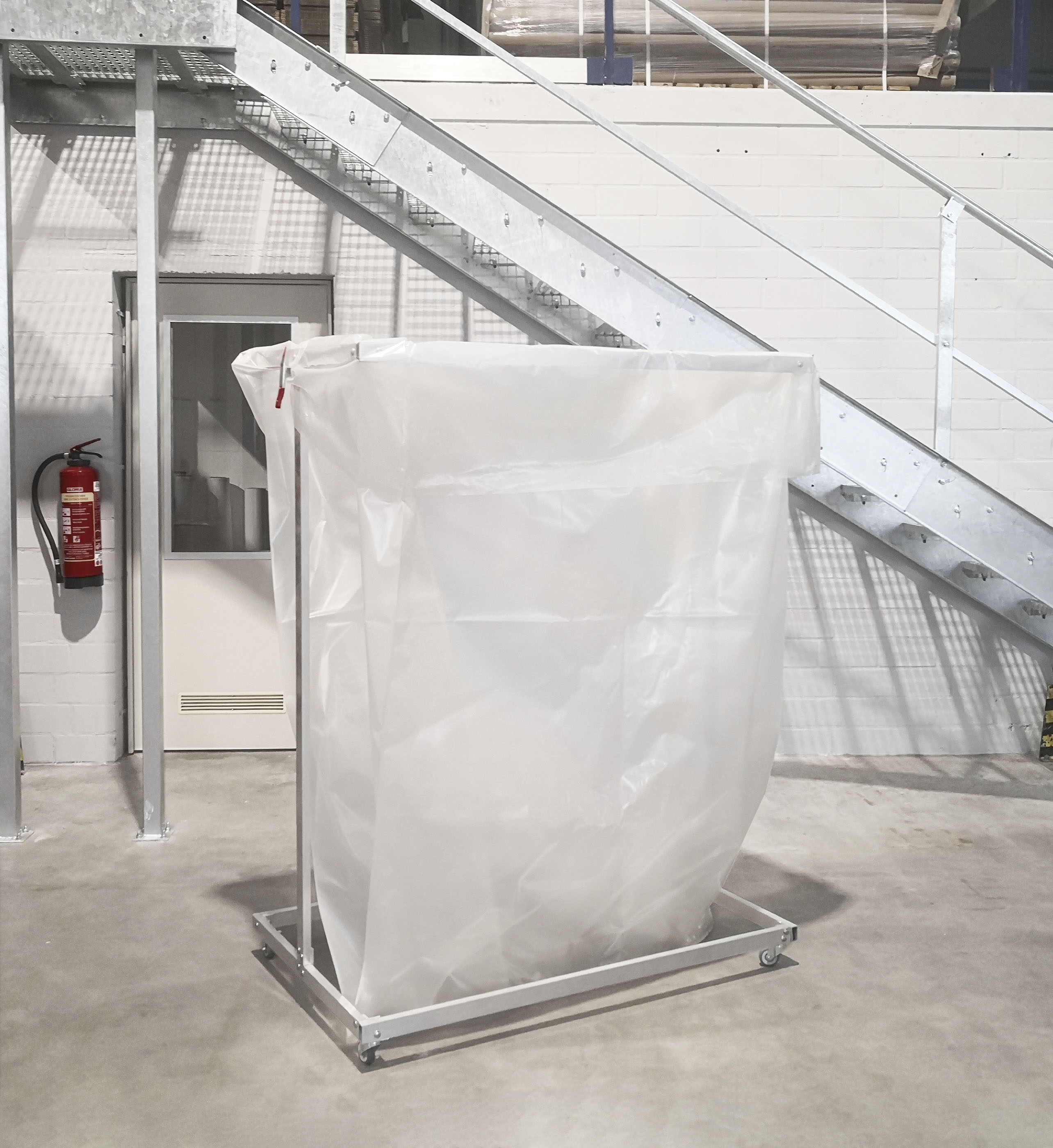 Foliensäcke - 2500 Liter - extra stark (Folienstärke: 100 µm) Müllständer mit Rollen