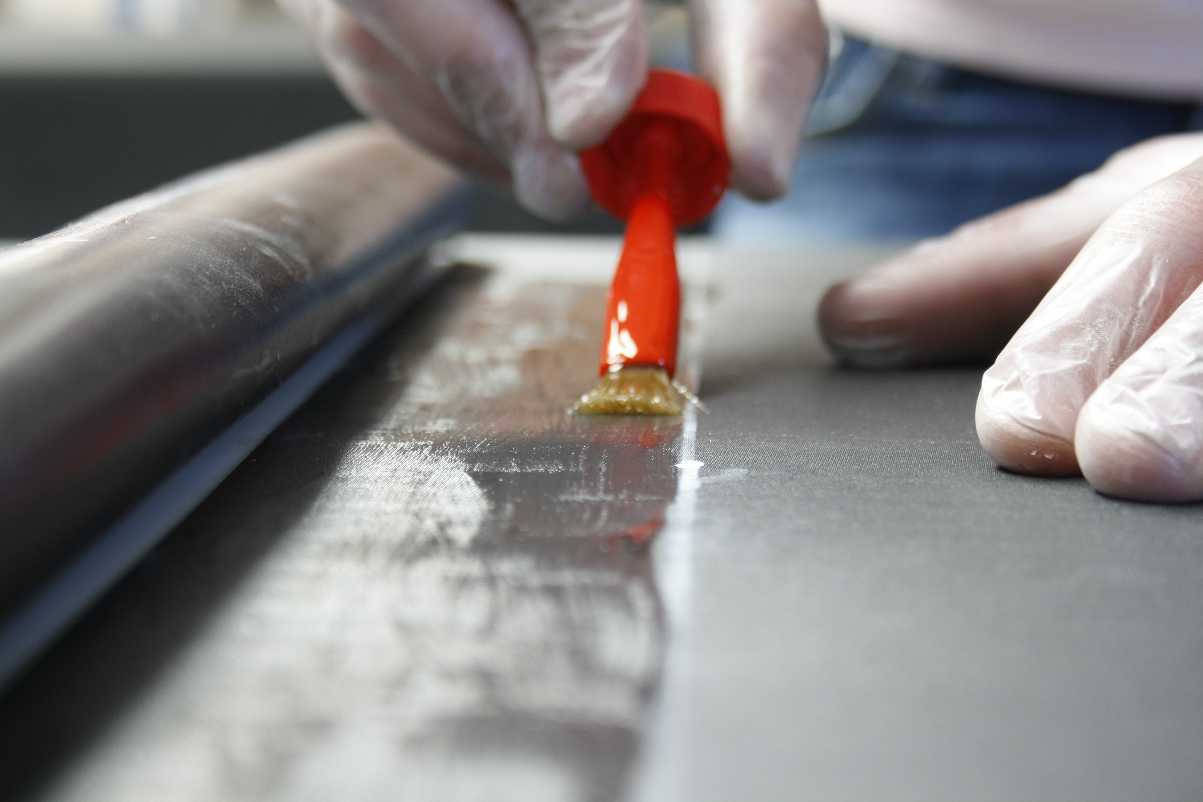 Polysion-PVC-Kleber-auftragen-Anwendung-15 PVC-Kleber